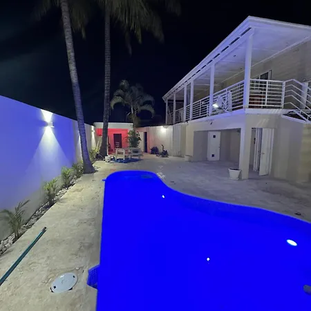 Villa Flukers